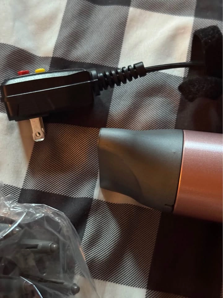 Wavytalk Hair Dryer with Attachments - photo 3