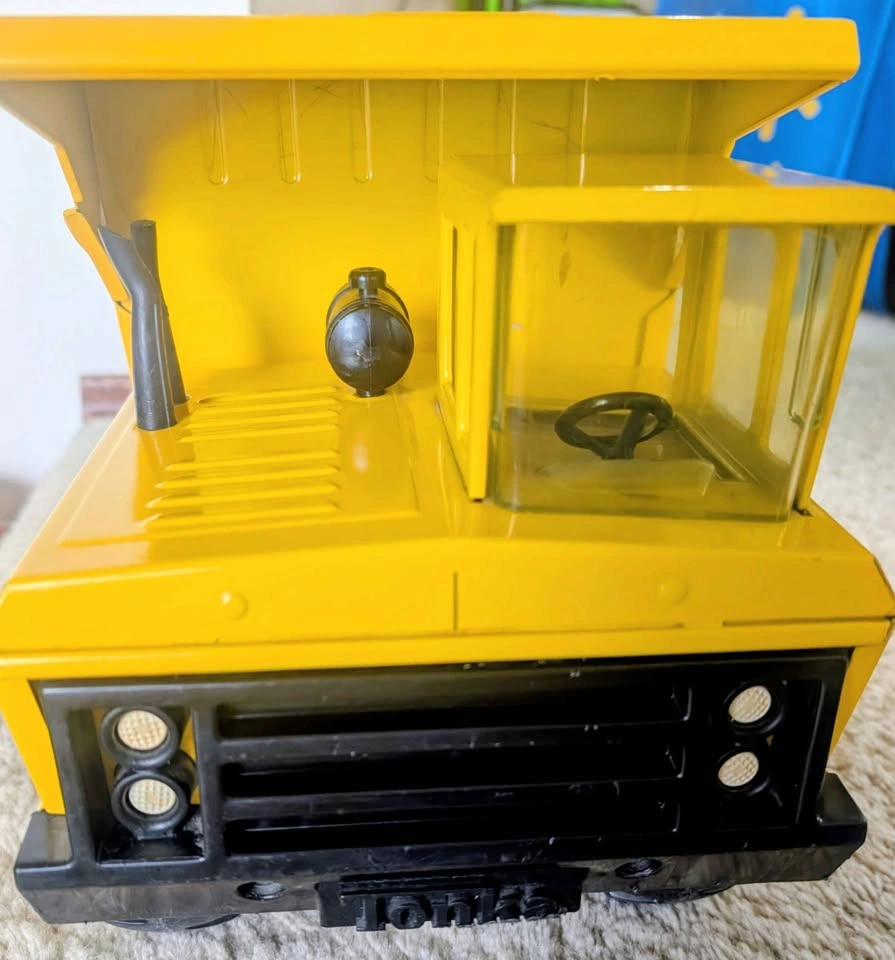 Vintage 1973–1974 Mighty Tonka Dump Truck (#3900) - photo 3