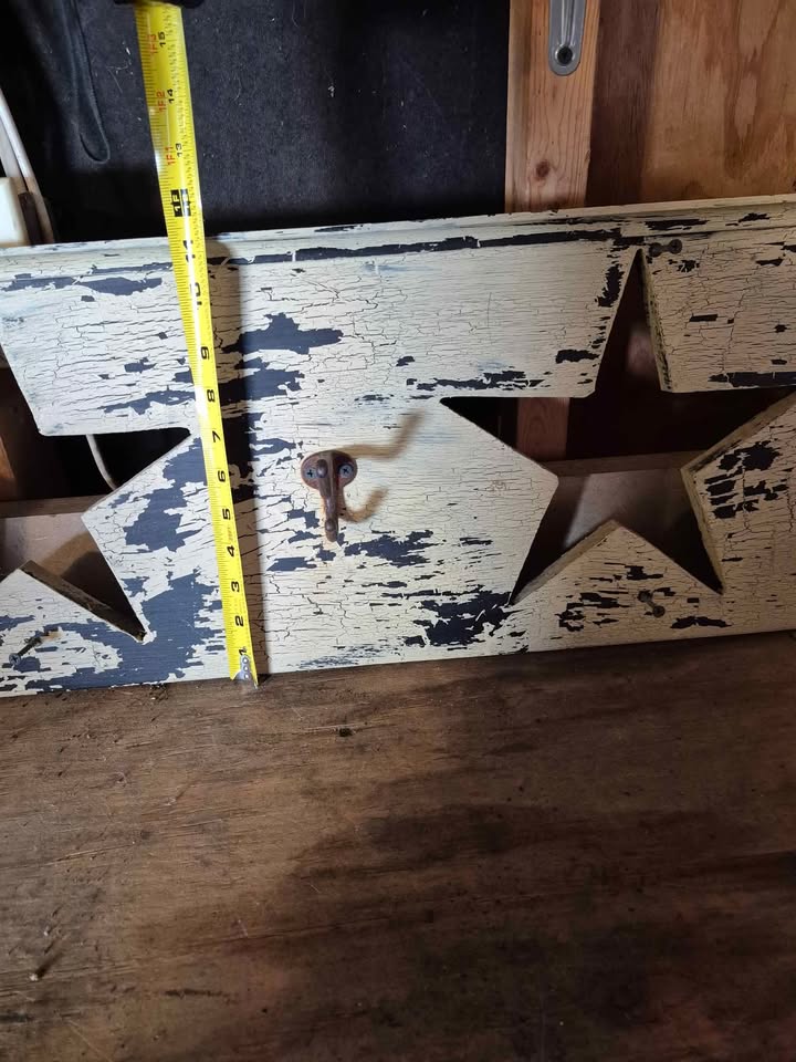 Vintage wall decor,  with hooks. - photo 3