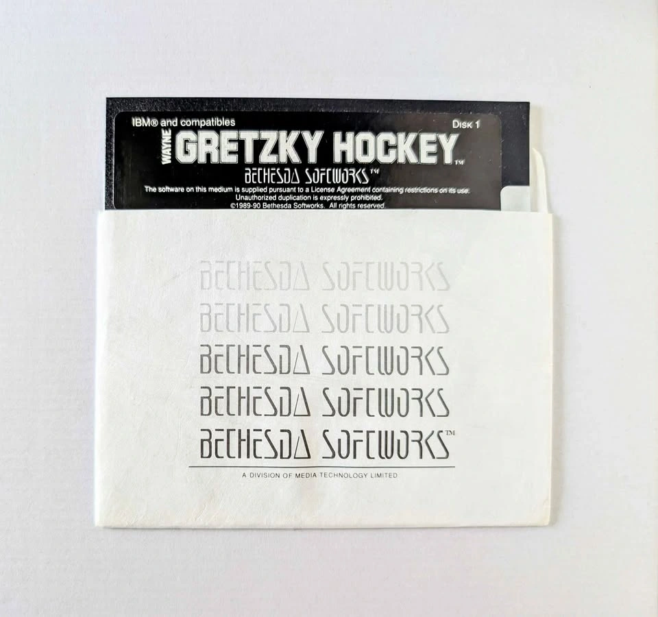 Vintage 1988 Bethesda Wayne Gretzky Hockey Floppy Disks