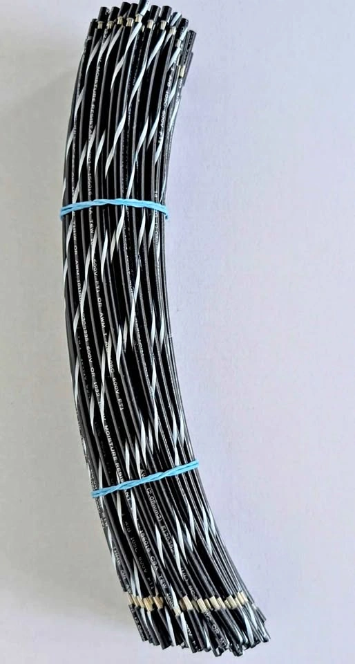 Brand New Bundle of 100 Wires (8" length, 14 AWG)
