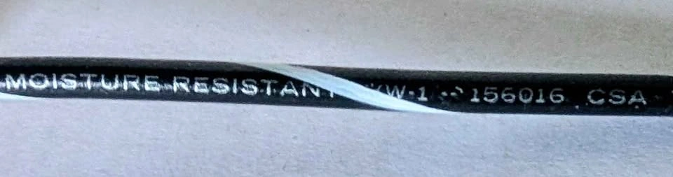 Brand New Bundle of 100 Wires (8" length, 14 AWG) - photo 4