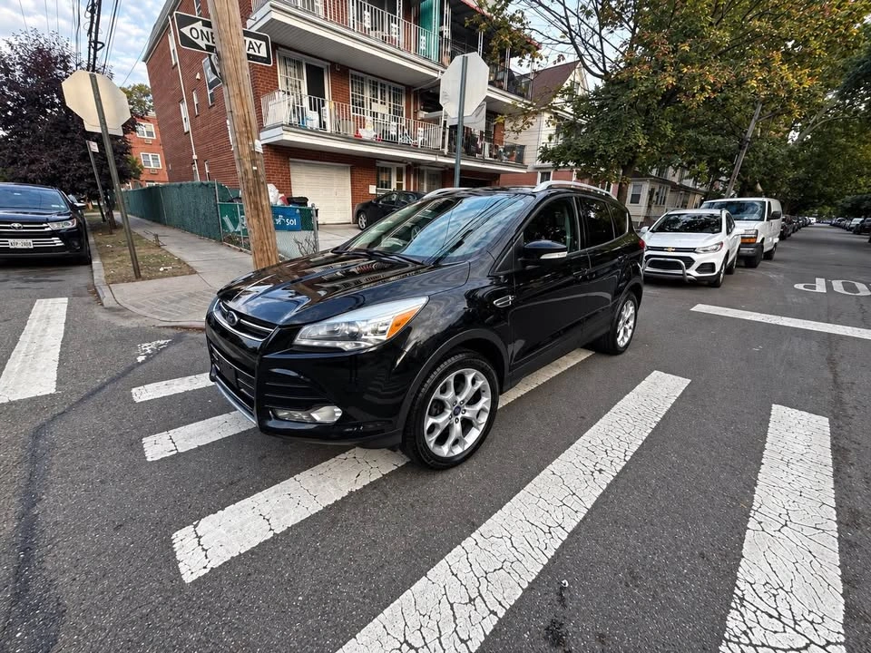 2013 Ford Escape Titanium Sport Utility 4D - photo 2