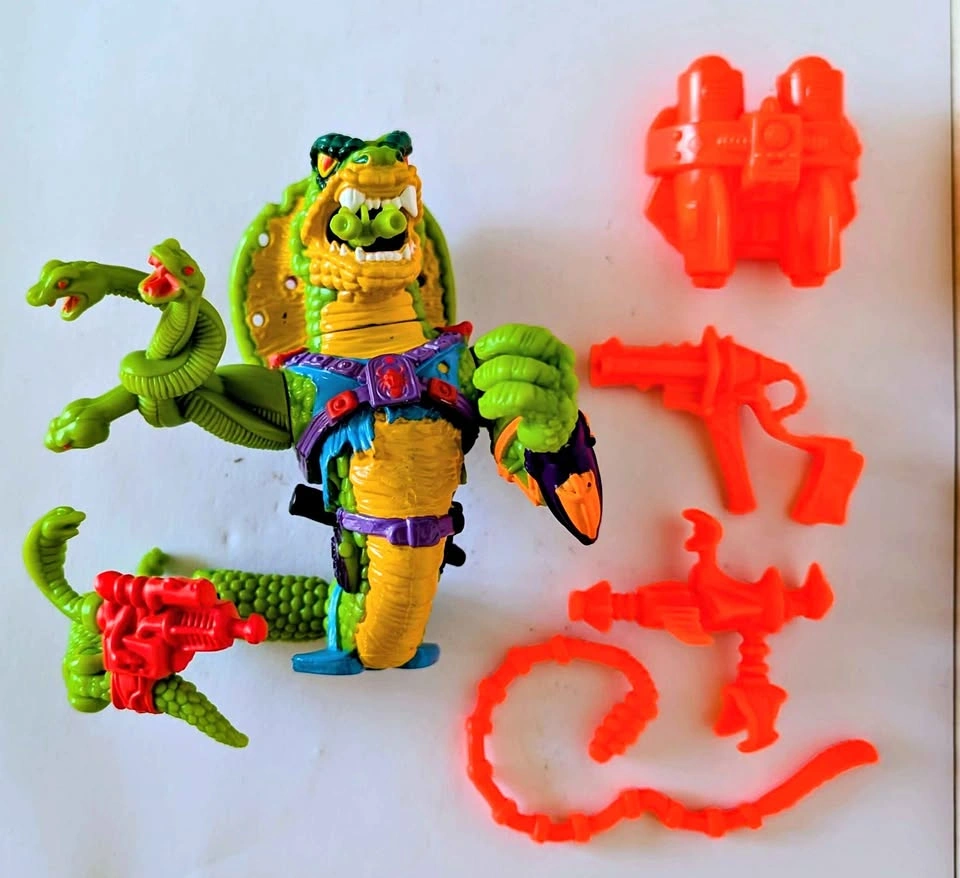 Vintage 1992 Playmates Scale Tail Action Figure TMNT