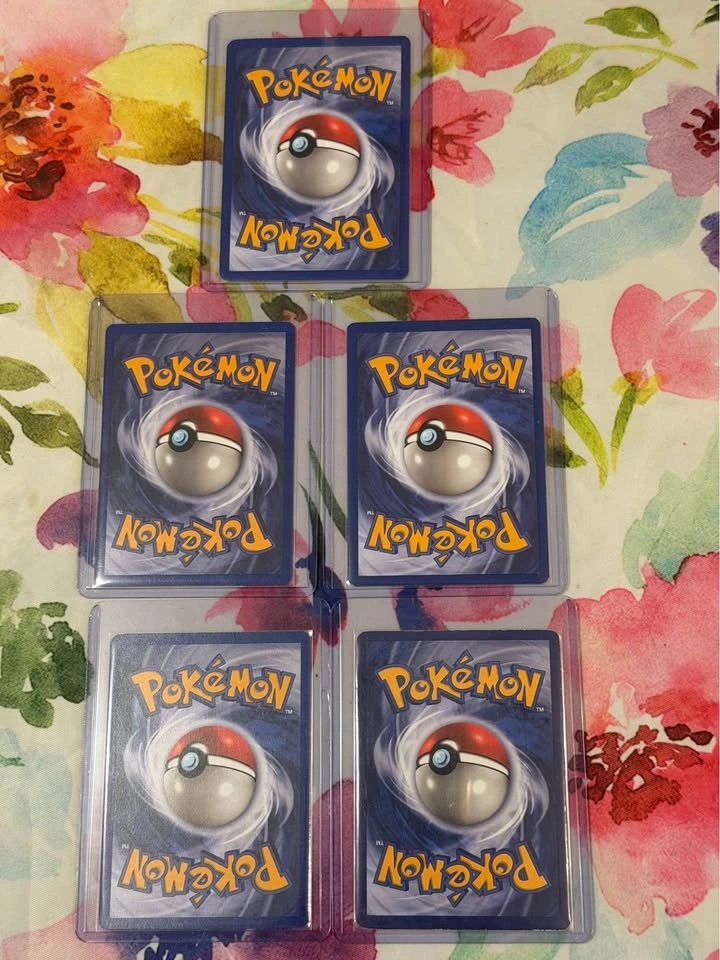 Pokemon Base set unlimited 1999 vintage holos MP-NM condition - photo 2