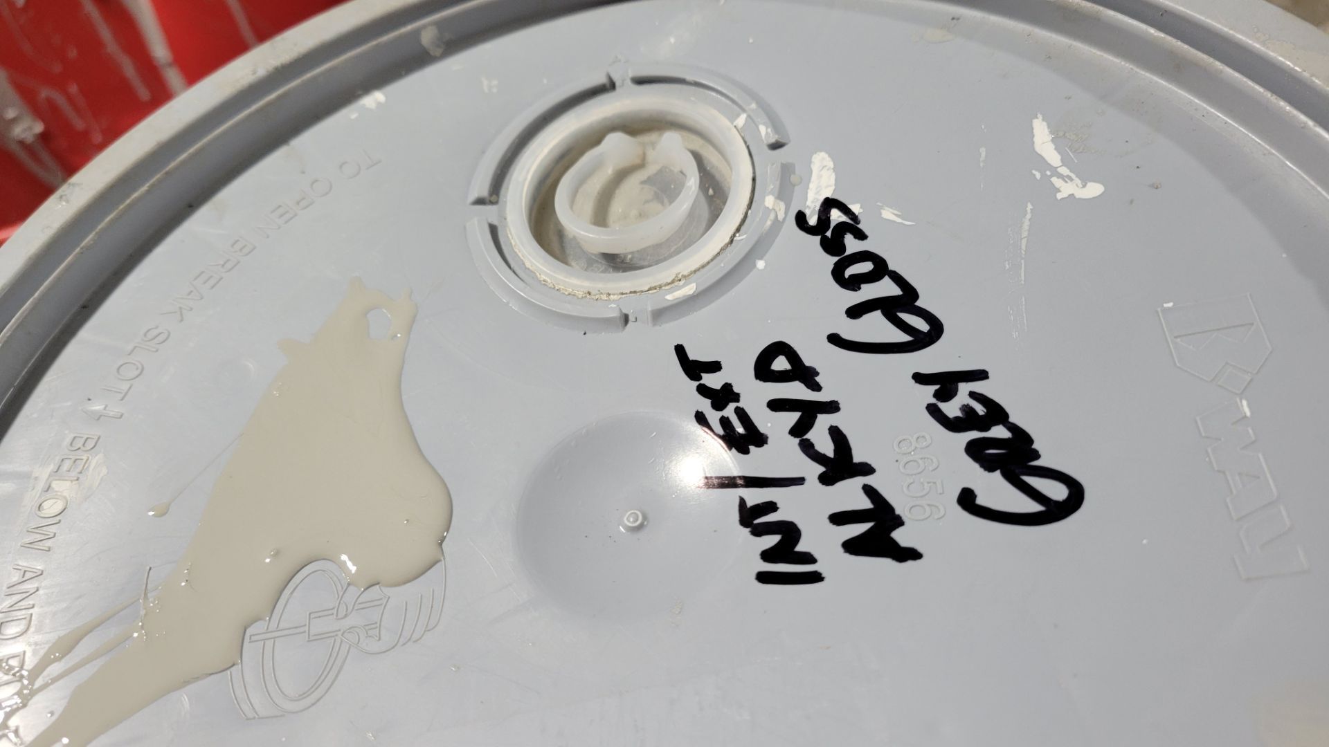 Grey gloss paint 5 gallon bucket - photo 3