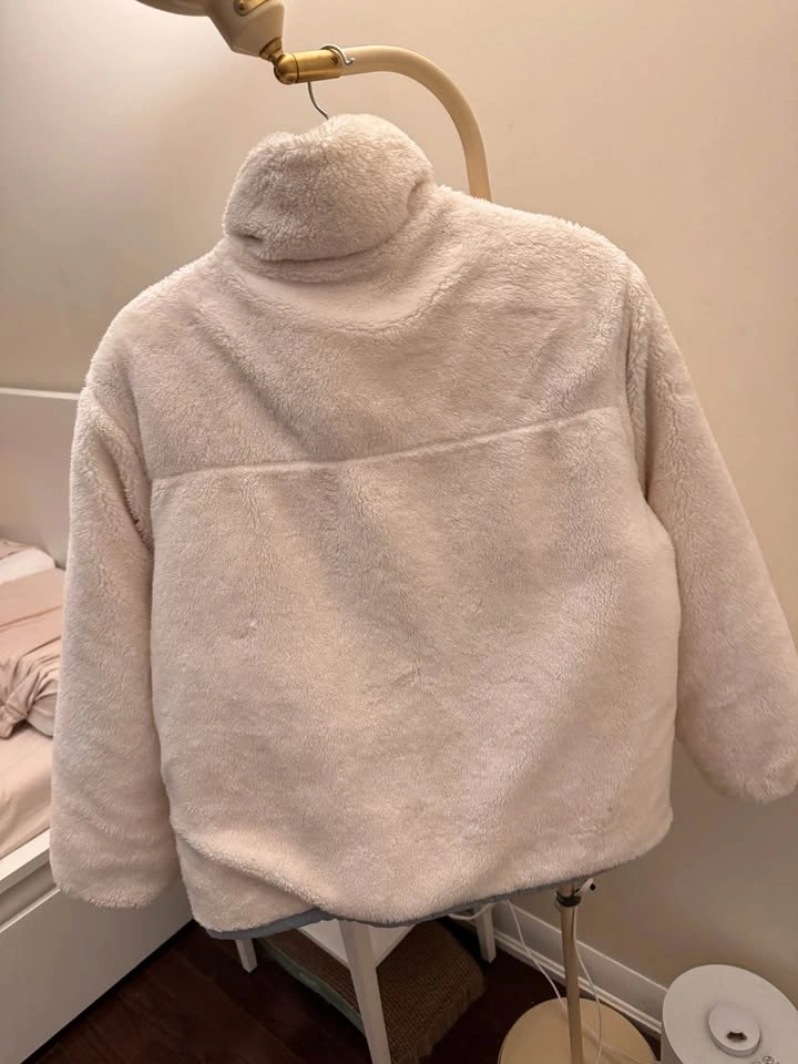 Korean Who.A.U Reversible Puffer Jacket - photo 4