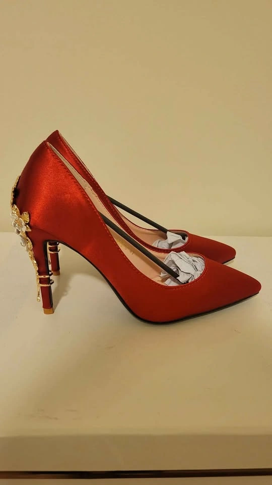 Red Silk Heels - photo 2