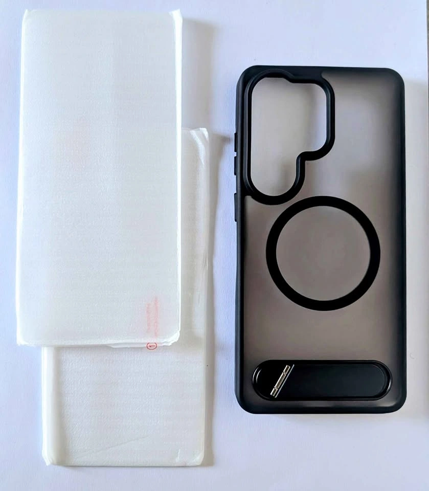 Samsung Galaxy S26 Ultra MagSafe Case with Kickstand