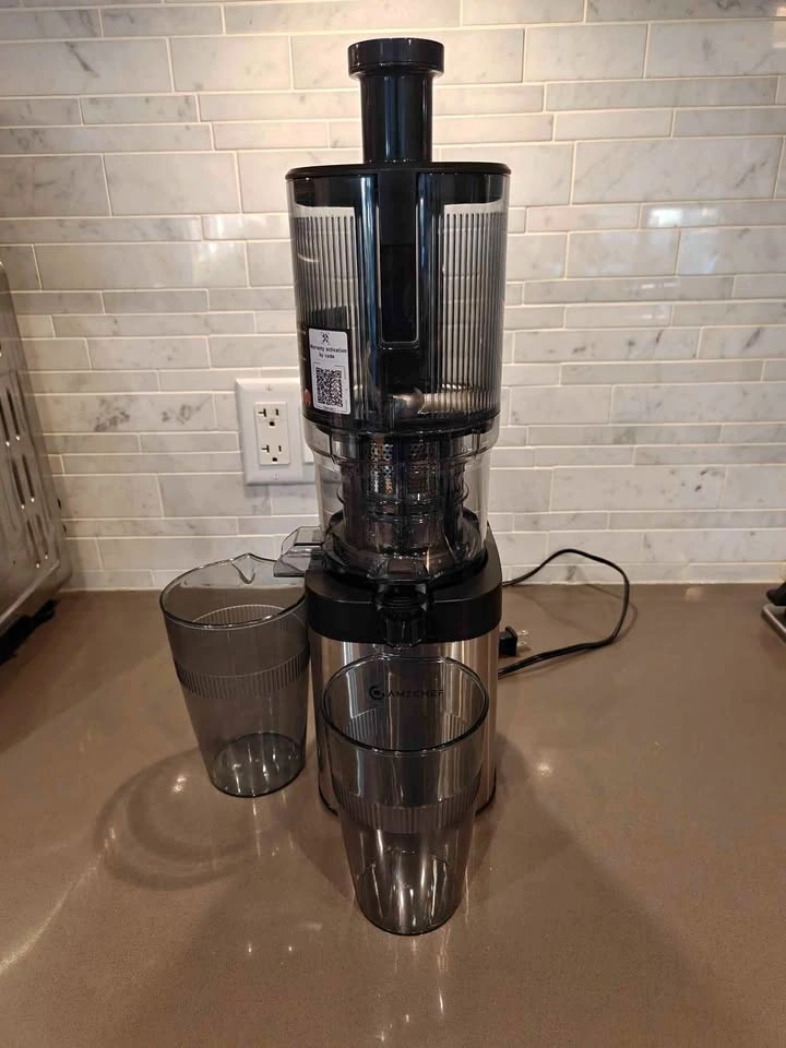 AMZCHEF Cold Press Juicer, 4.6" Extra Self-Feeding Juicer