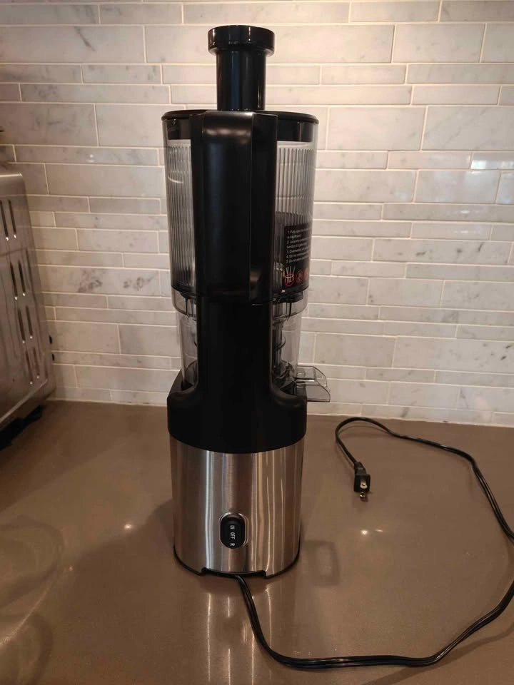AMZCHEF Cold Press Juicer, 4.6" Extra Self-Feeding Juicer - photo 3
