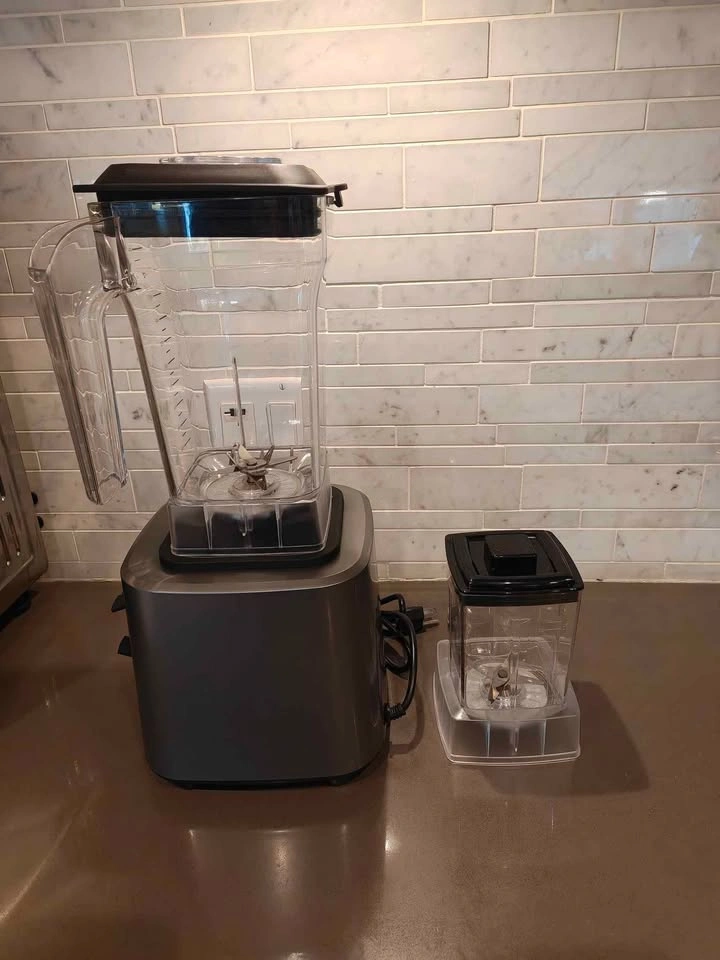 High speed blender - photo 4