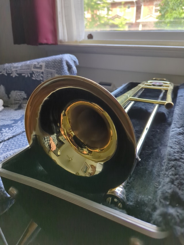 Getzen 350 tenor Bb Trombone with case