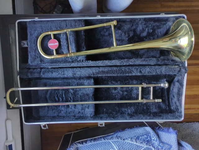 Getzen 350 tenor Bb Trombone with case - photo 2