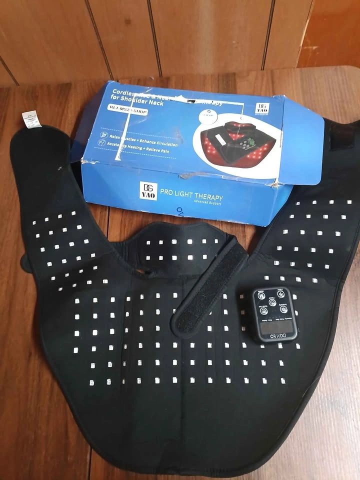 DGYAO Cordless Red & Near-Infrared Light Therapy Shoulder & Neck - photo 3