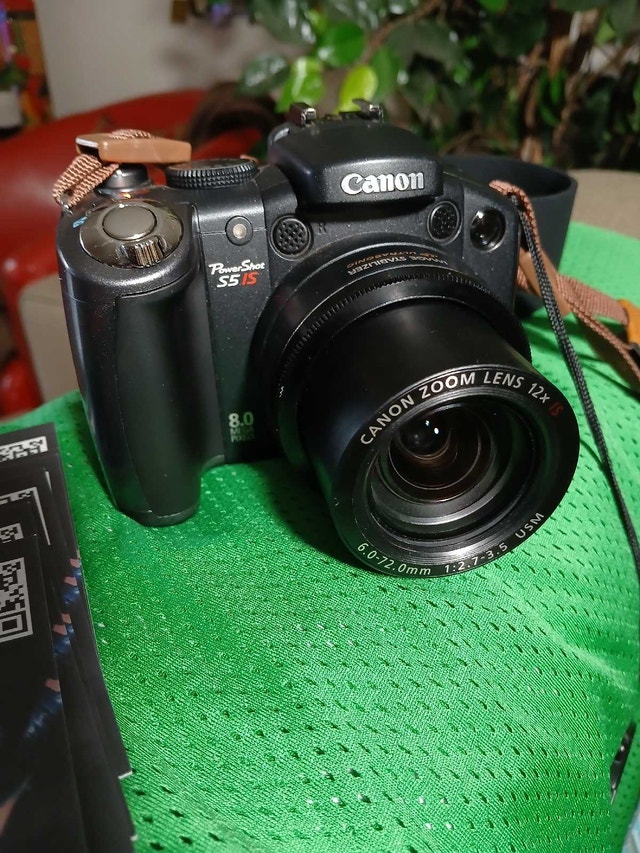 Great Beginner Camera with Accessories