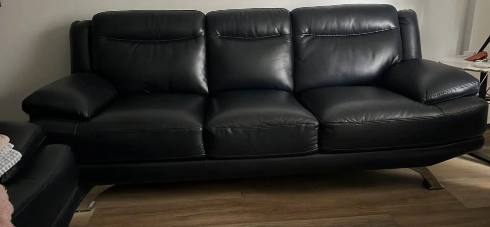 Couch and chair - photo 2