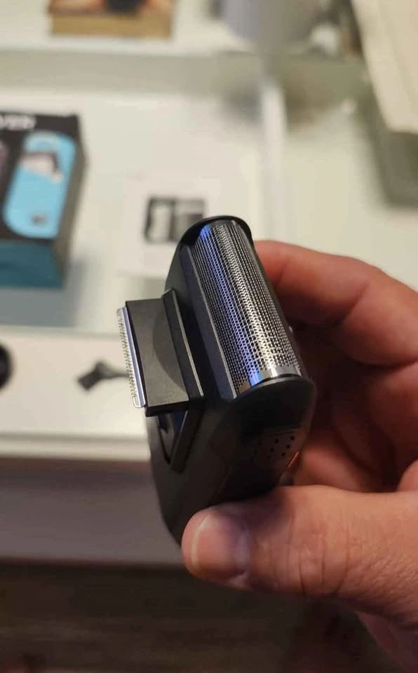 Gertzy Wireless Reciprocating Shaver - photo 2