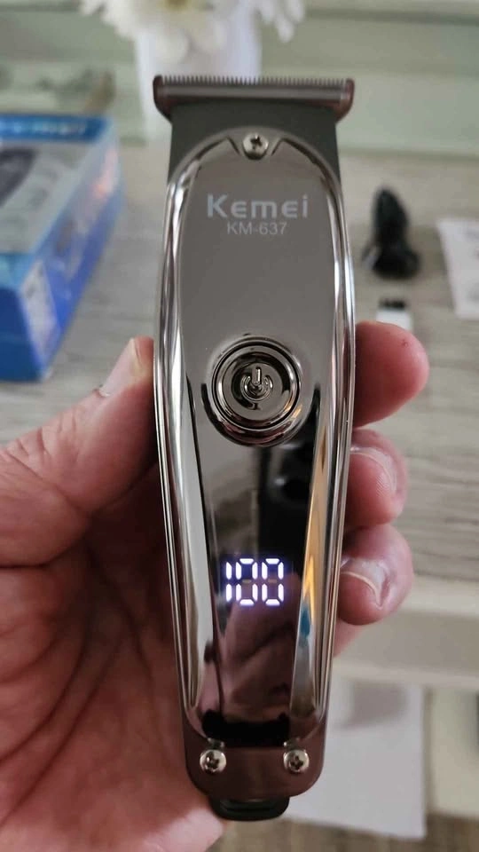 Kemei KM-637 Professional Grade Trimmer - photo 2