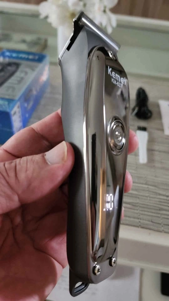 Kemei KM-637 Professional Grade Trimmer - photo 3