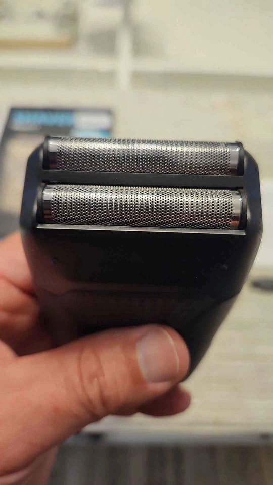 Miguan Shaver Model MG6677 - photo 3