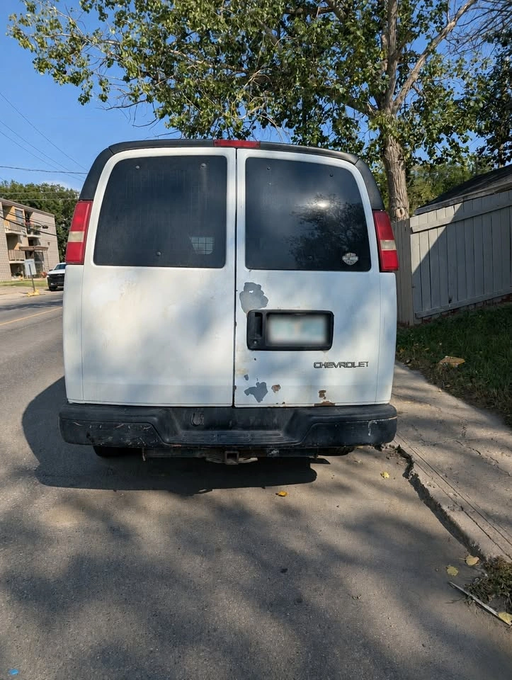 2004 Chevrolet 1500 Express - photo 4