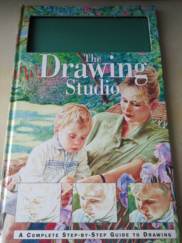 Like New "The Drawing Studio" Art Book