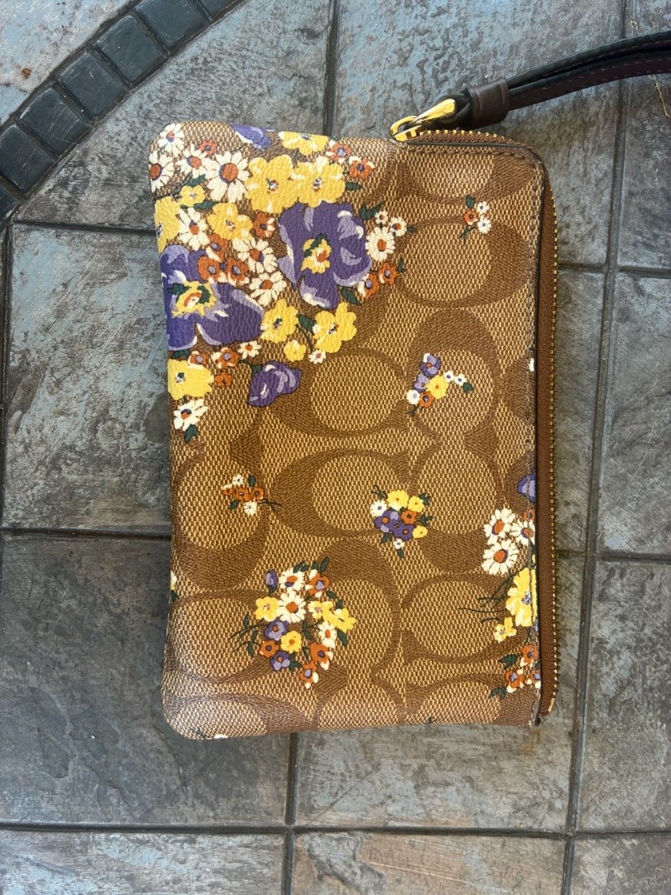 Coach Signature Floral Zip Wristlet Wallet - photo 2