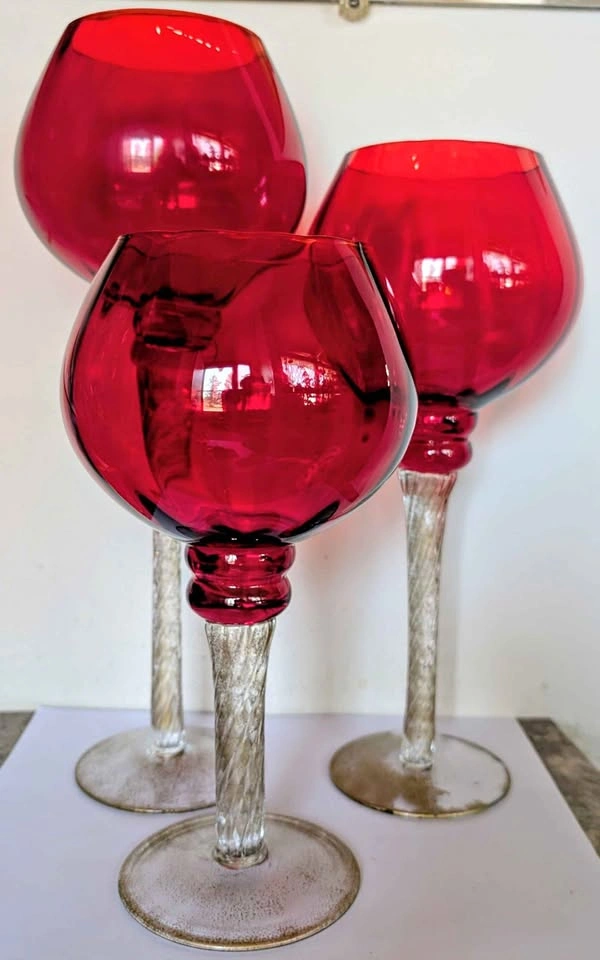 Set of 3 Venetian-style Red and Gold Tone Glass Goblets