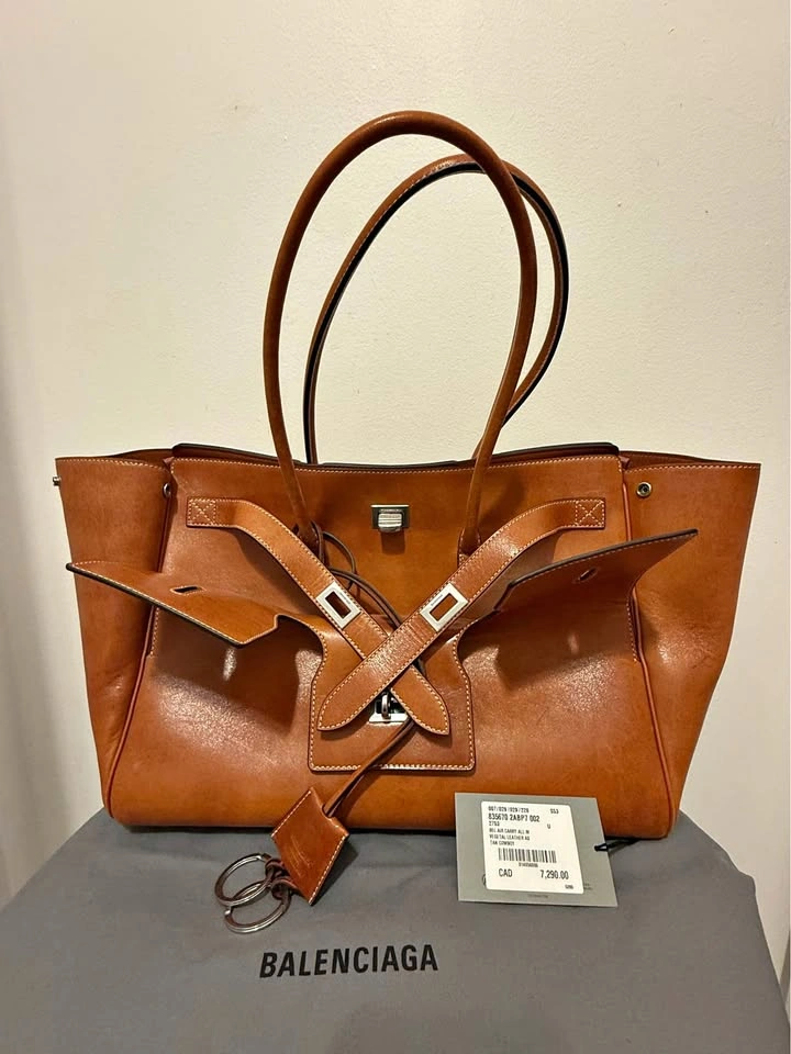 Balenciaga Bel Air Carry All Medium – BNWT – Rare Tan Cowboy Lea