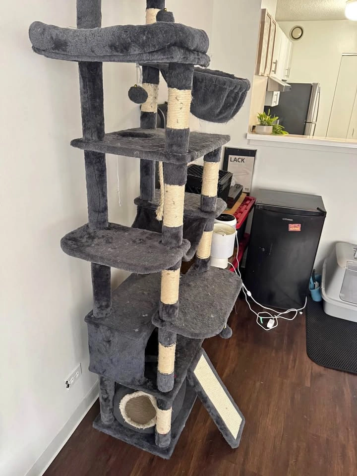 Cat tree