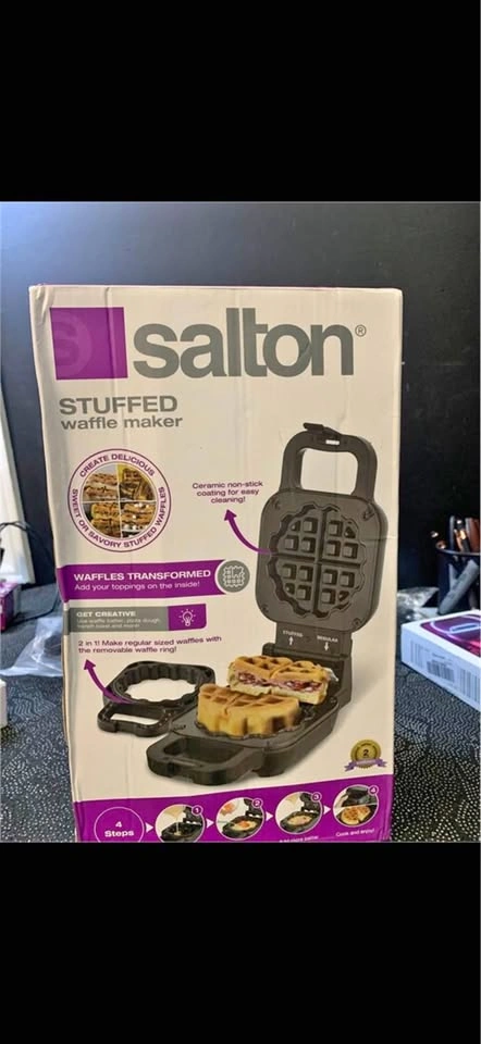 Salton Waffle Maker