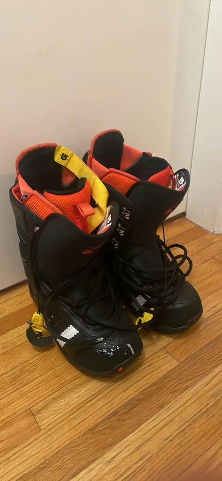 Burton Sapphire Snowboard Boots Women's US 8 - photo 2