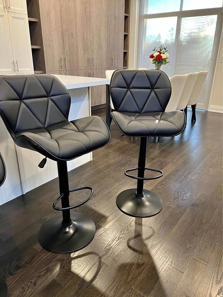 Warehouse Sale – Brand New Black Bar Stools