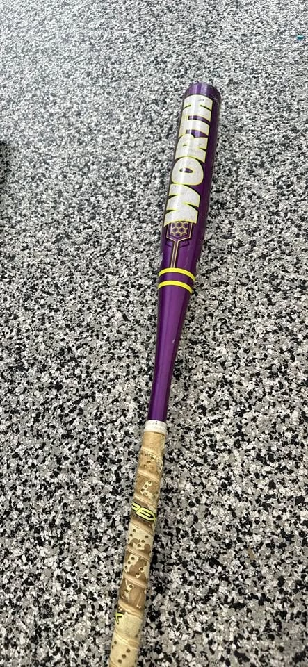 Worth FPFP82 Fastpitch Softball Bat