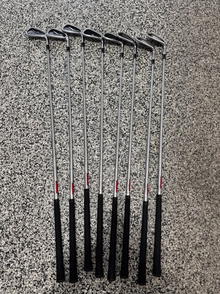 TaylorMade R9 Iron Set - photo 2