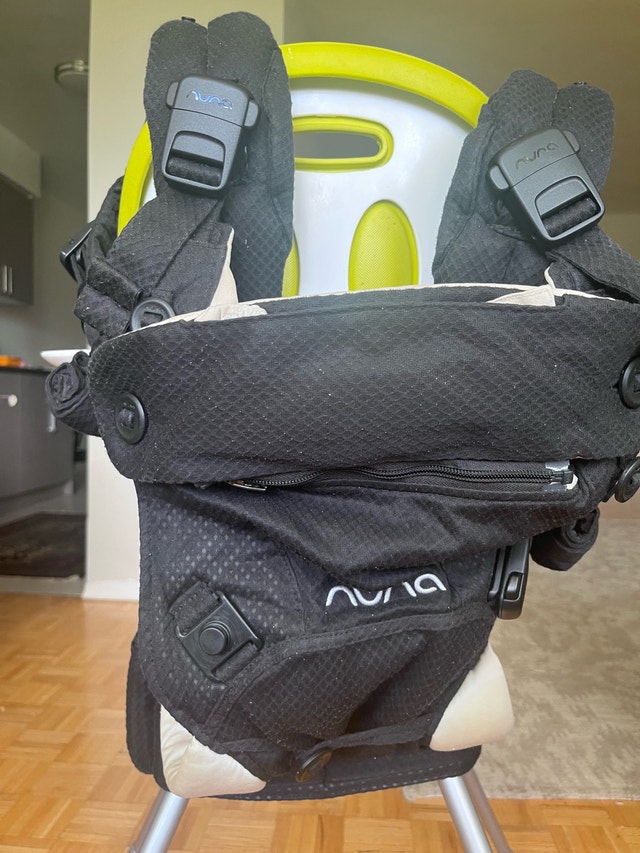 Nuna Baby carrier