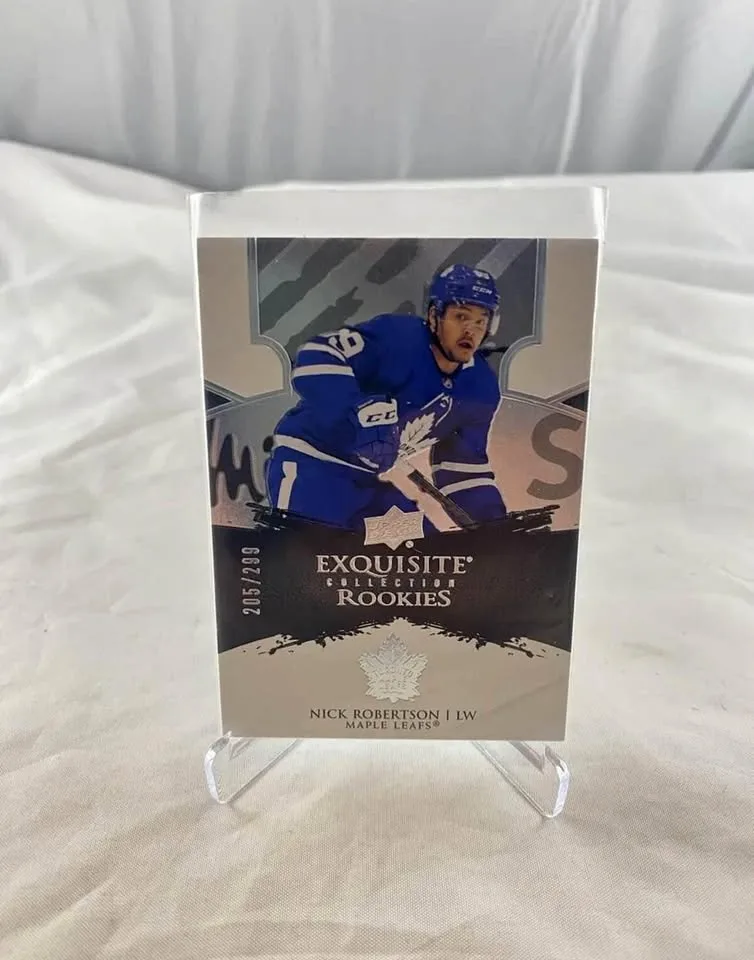 2021-22 UD Ice Nick Robertson Rookie Card /299 thumbnail