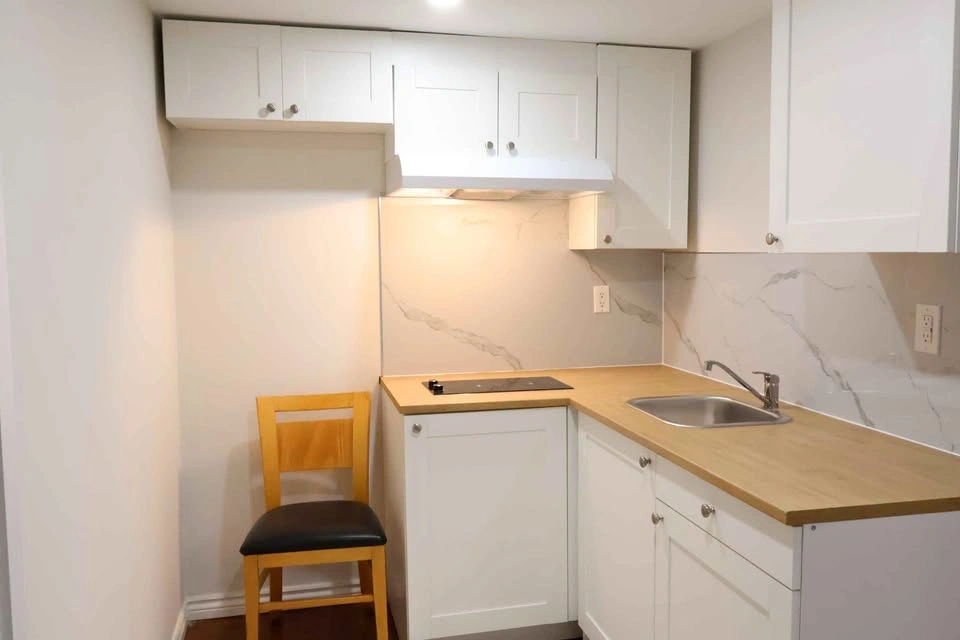 2 Beds 1 Bath - Apartment