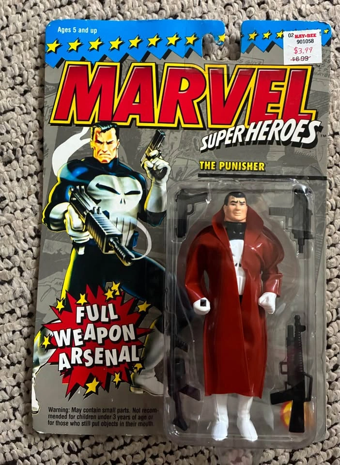 1994 Toy Biz Marvel Super Heroes "The Punisher"