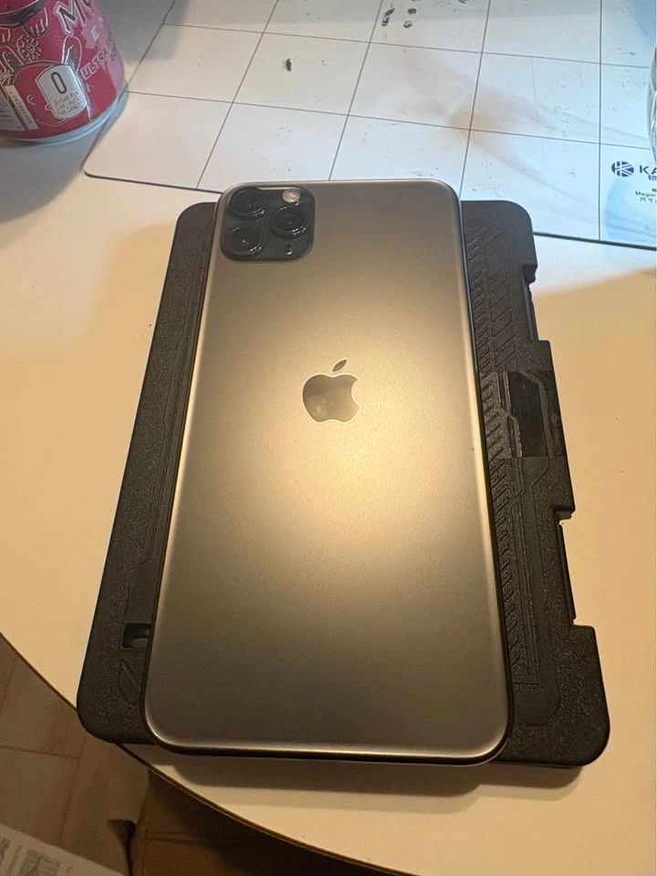 iPhone 11 Pro Max 64GB — $349 OBO - photo 2