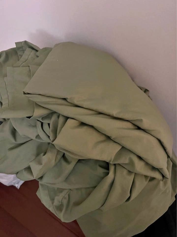 Green Bed Sheet and Pillow Sheet Set Twin XL
