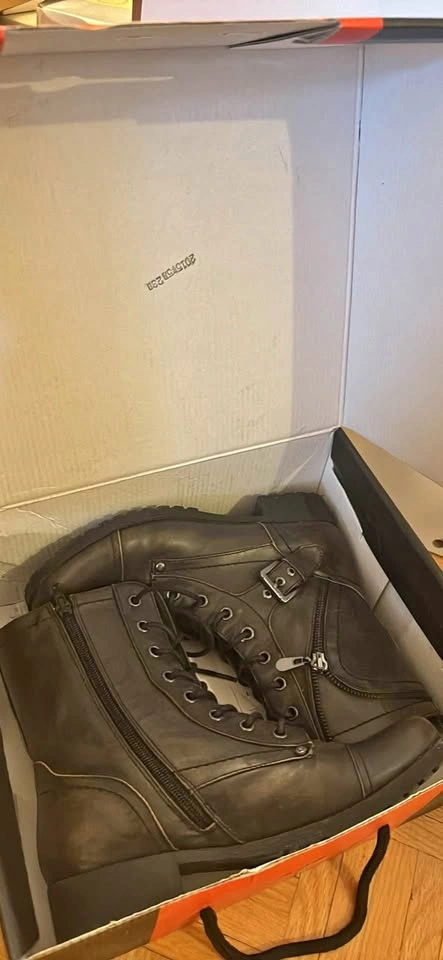 GUESS Fashion Boots US 8W