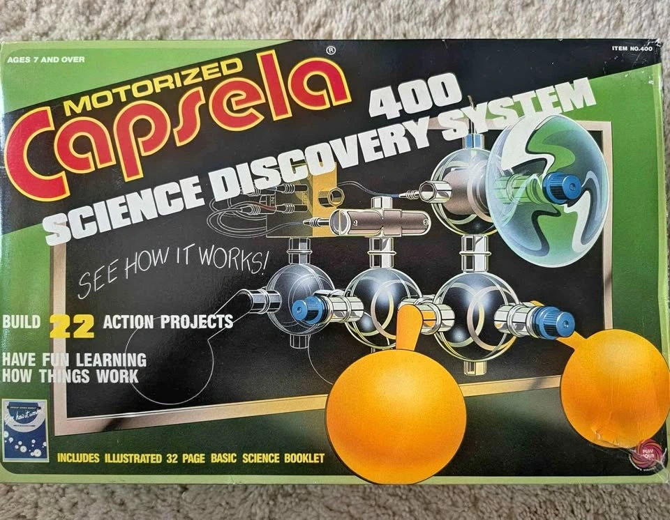 Vintage 1978 Capsela 400 Motorized Science Discovery System