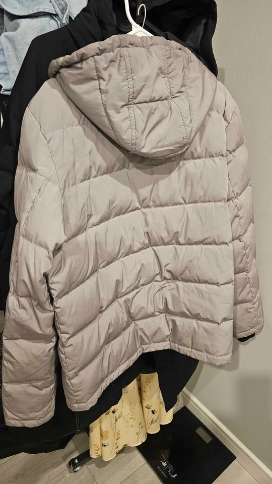 Guess Puffer Jacket - photo 2