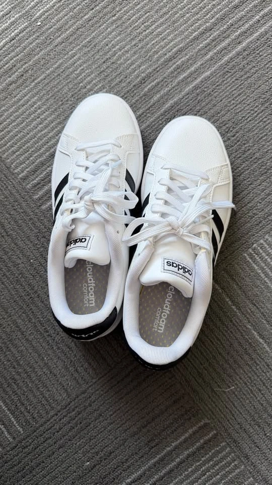 Adidas White Leather Black 3 Stripe Cloud Foam Sneakers - Sz 7 - photo 2