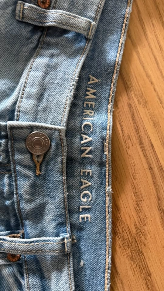 American Eagle High waisted denim shorts - size 12 - photo 2