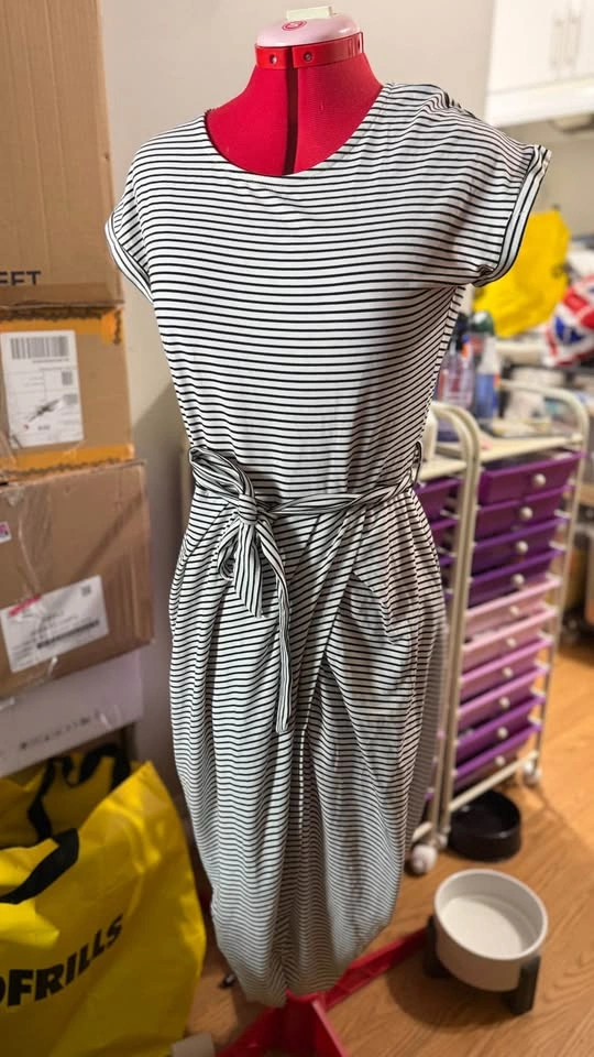 DRESS PAPILLON WHITE AND BLACK STRIPE - Medium (brand new) - photo 2