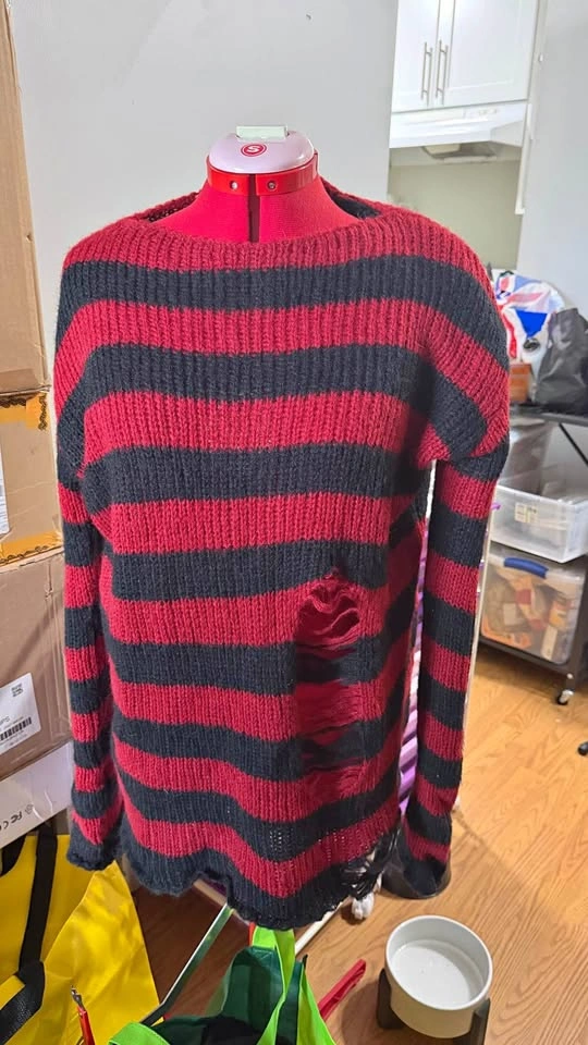 Distressed grungy oversized sweater - Large