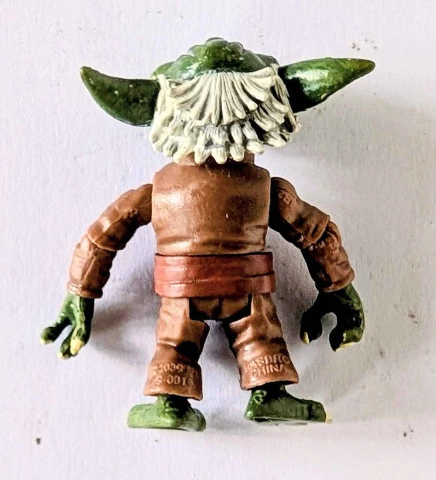 2009 Hasbro Yoda Action Figure #14 Star Wars Clone Wars - photo 2